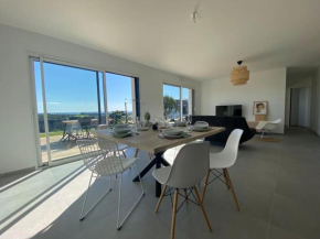 Maison neuve vue panoramique sur la mer 6 pers à Crozon